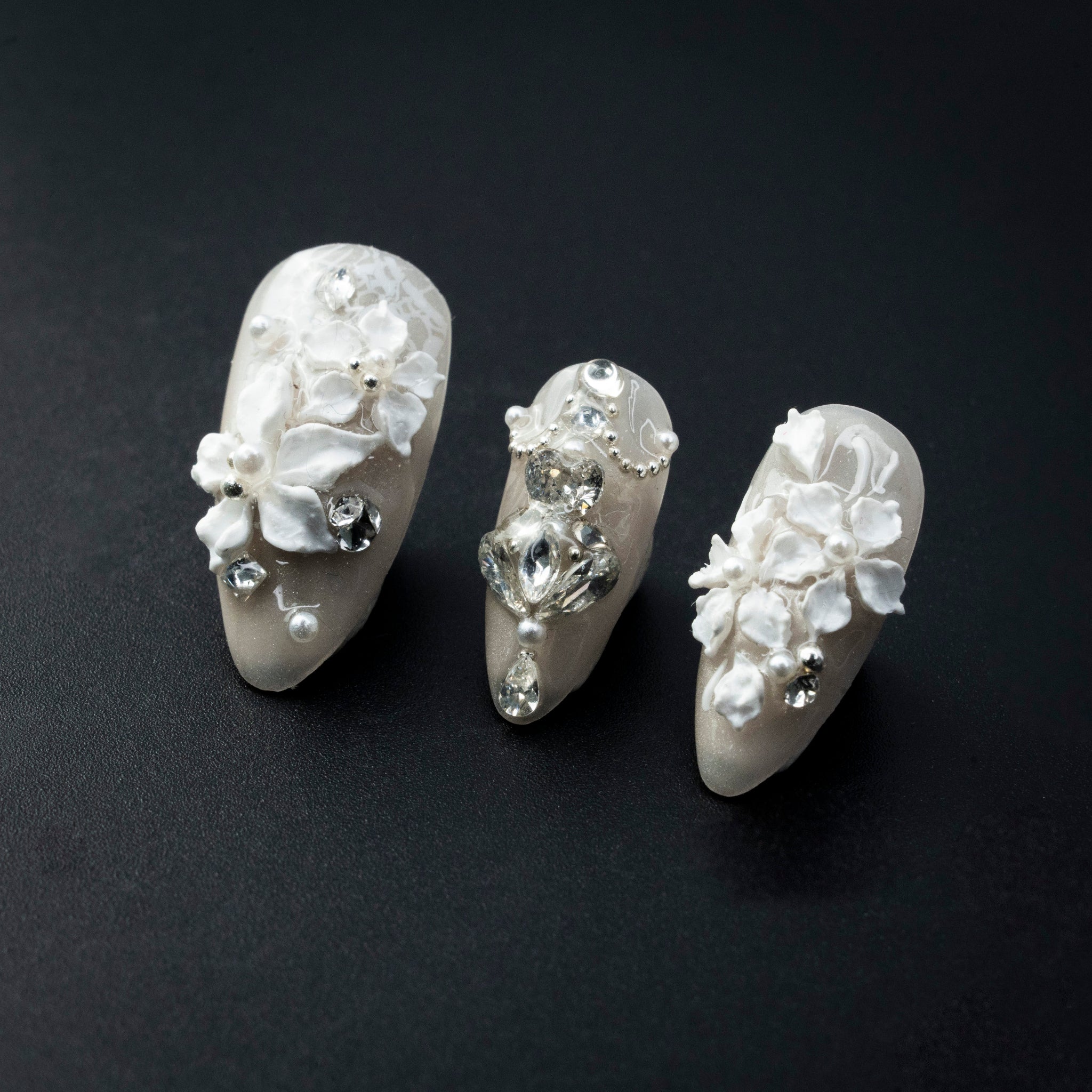 "Moonlit Vine" Elegant 3D Relievo Floral Press-On Nails - Mountain Peak Nails