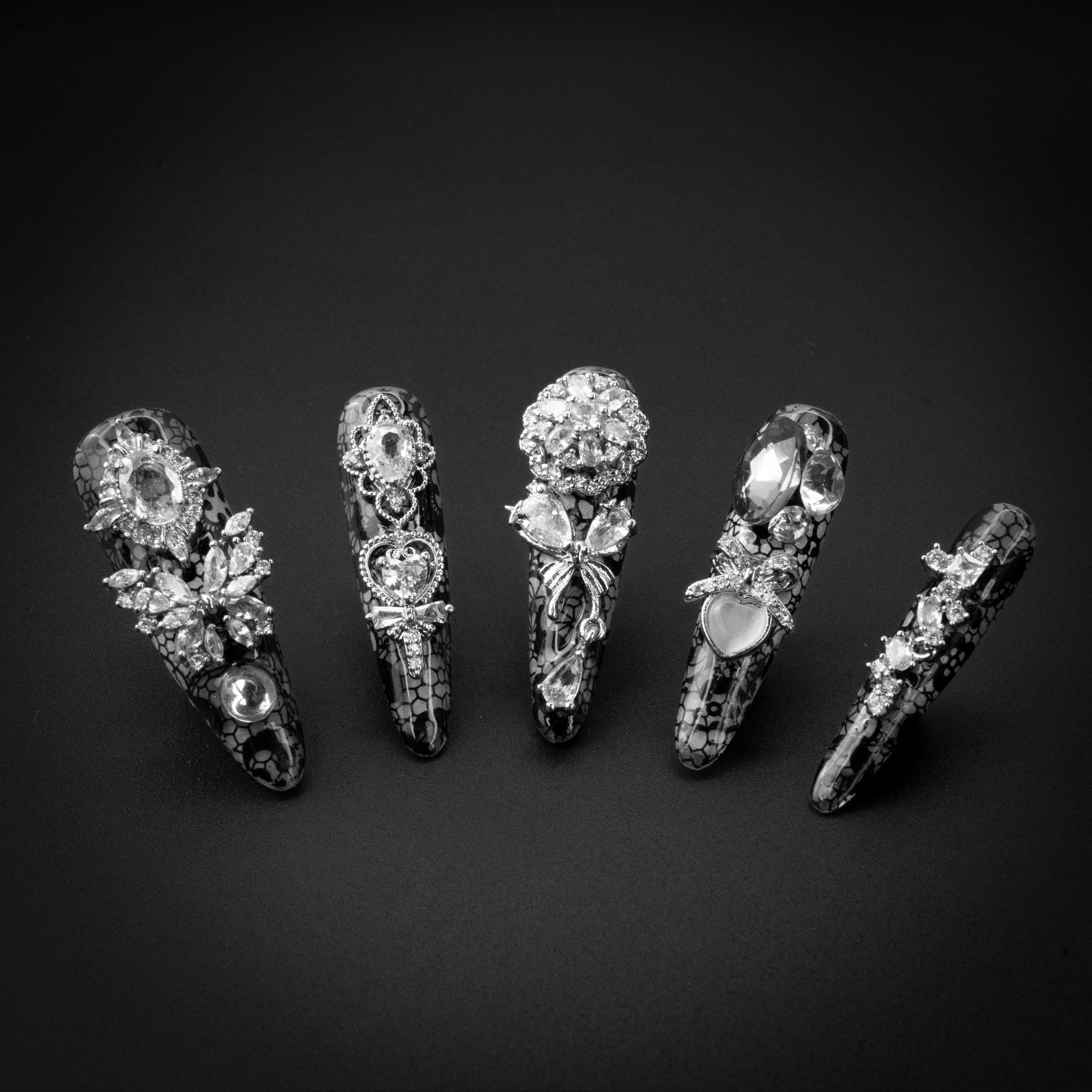 "Shadow Diamond" Gothic Lace Rhinestone Press-On Nails - Almond Nails