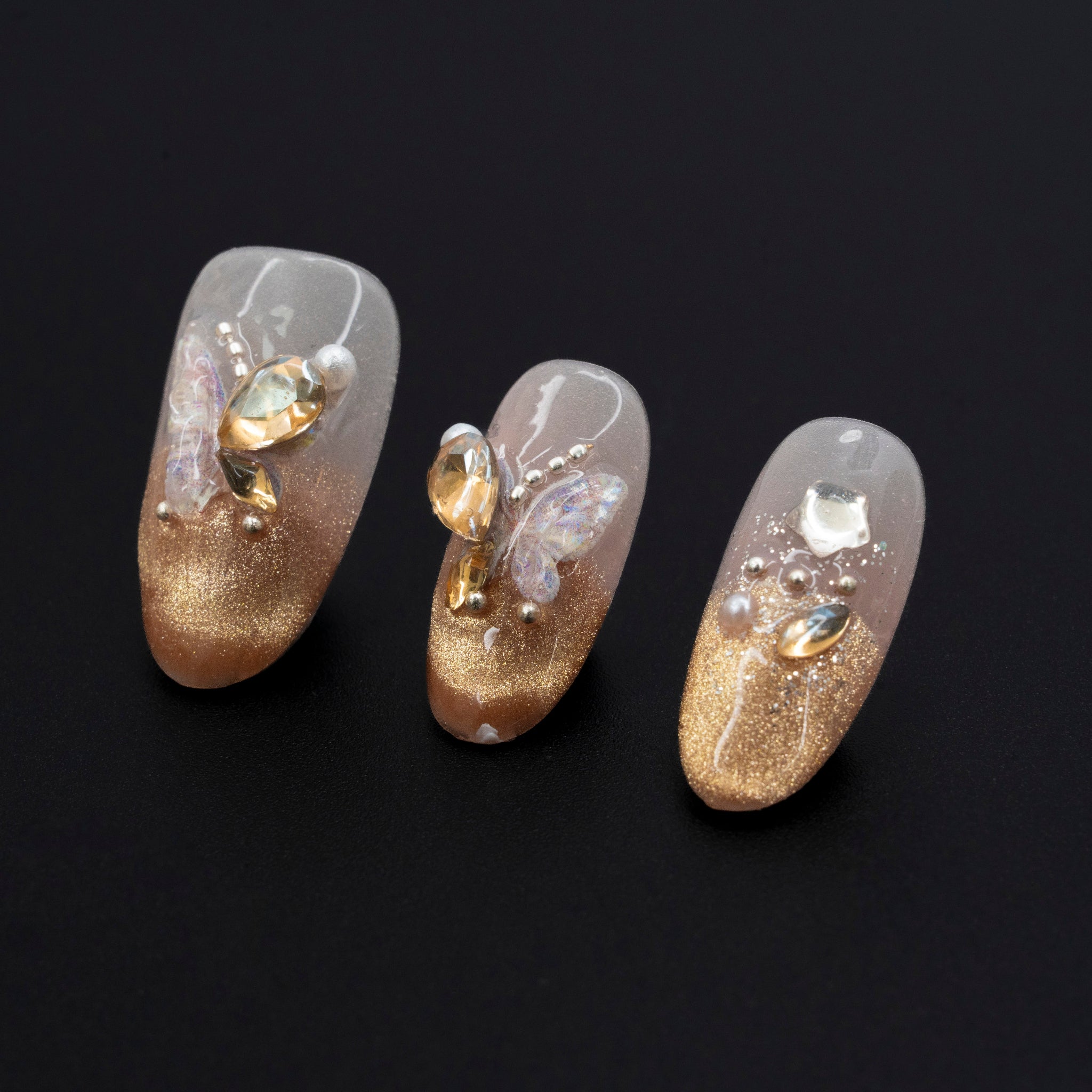 "Gilded Butterfly" Luxury Gold Butterfly Glitter Pearl Press-On Nails - Rounded Nails