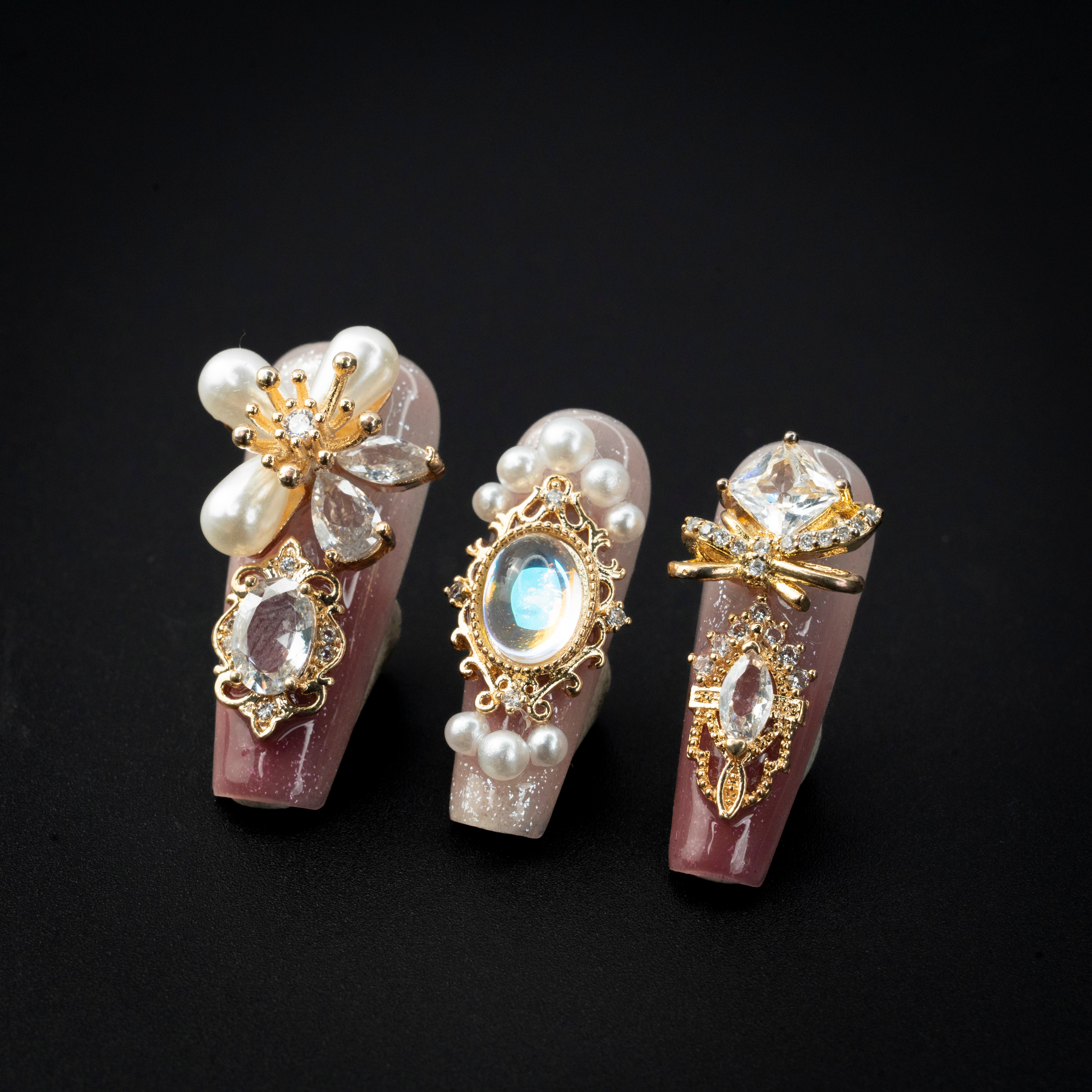 "Pearl Court" Luxury Pink Gold Pearl Jewel Press-On Nails - Coffin Nails